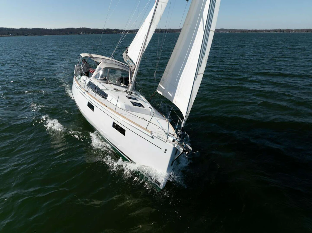 Beneteau Oceanis 38.1 Yacht For Sale