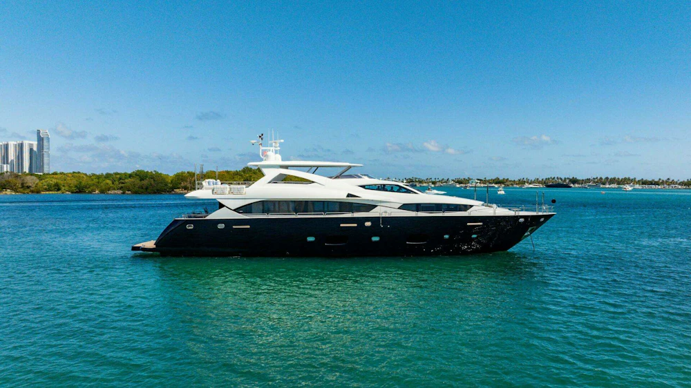 Sunseeker 34 Metre Yacht Yacht For Sale