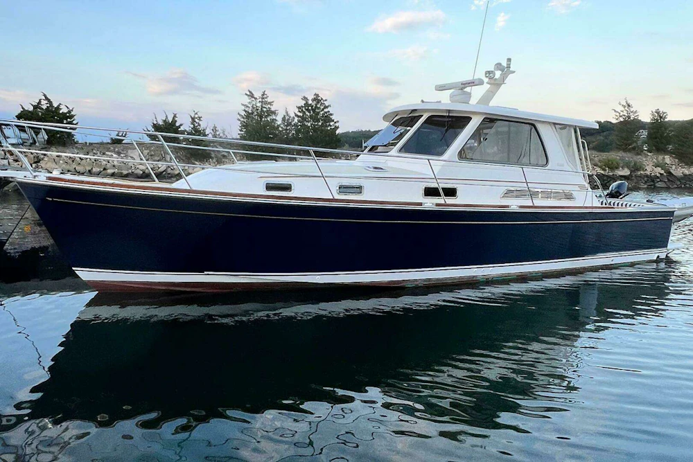 Sabre 38 Hard Top Express Yacht For Sale