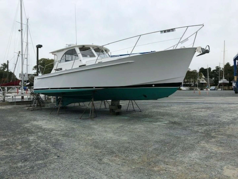 Legacy Express Yacht For Sale