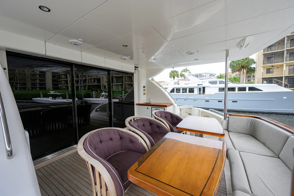 Hatteras 80 Motor Yacht Yacht For Sale