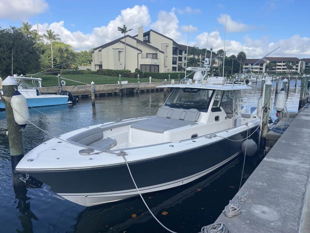 Pursuit S 408 Sport Yacht For Sale