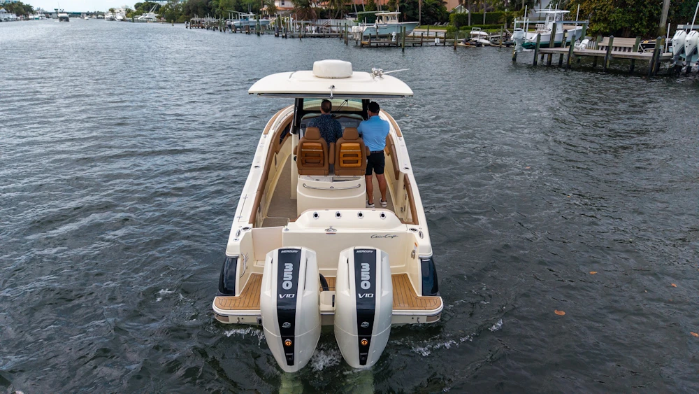 Chris-Craft 31 Catalina Yacht For Sale