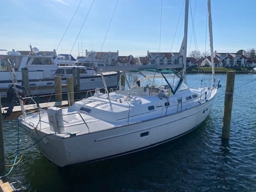 Beneteau 42 CC Yacht For Sale