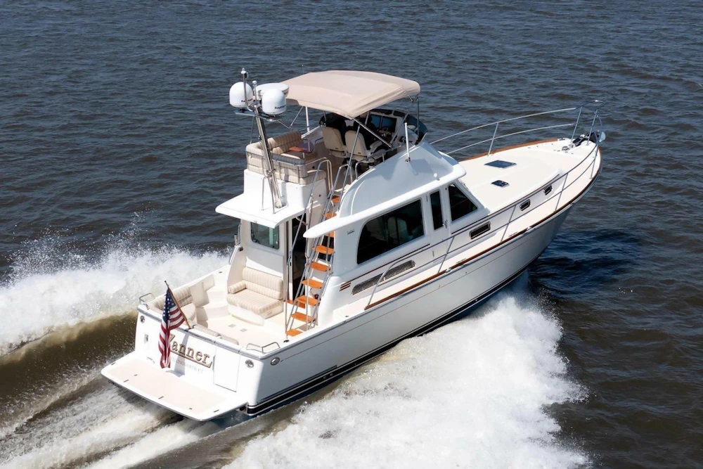 Sabre 42 Fly Bridge Sedan Yacht For Sale