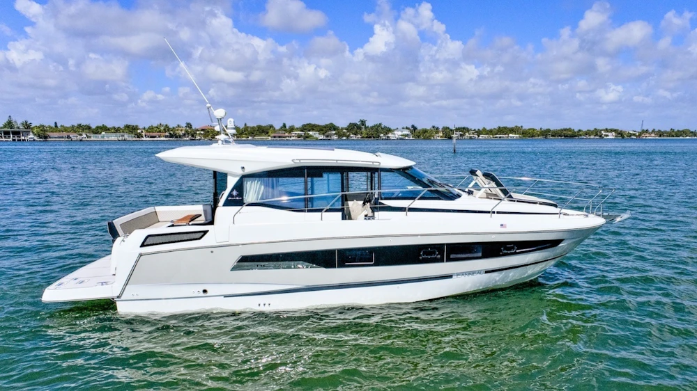 Jeanneau NC37 Yacht For Sale