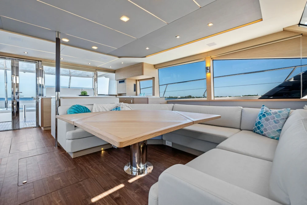 Aquila 54 Yacht Yacht For Sale