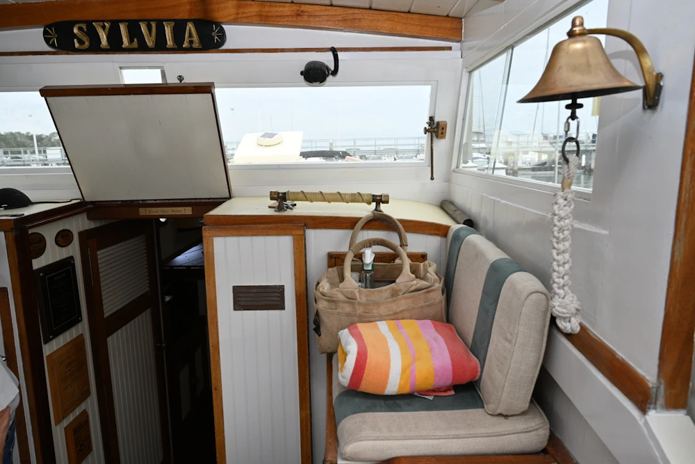 Willis Cruiser Yacht For Sale