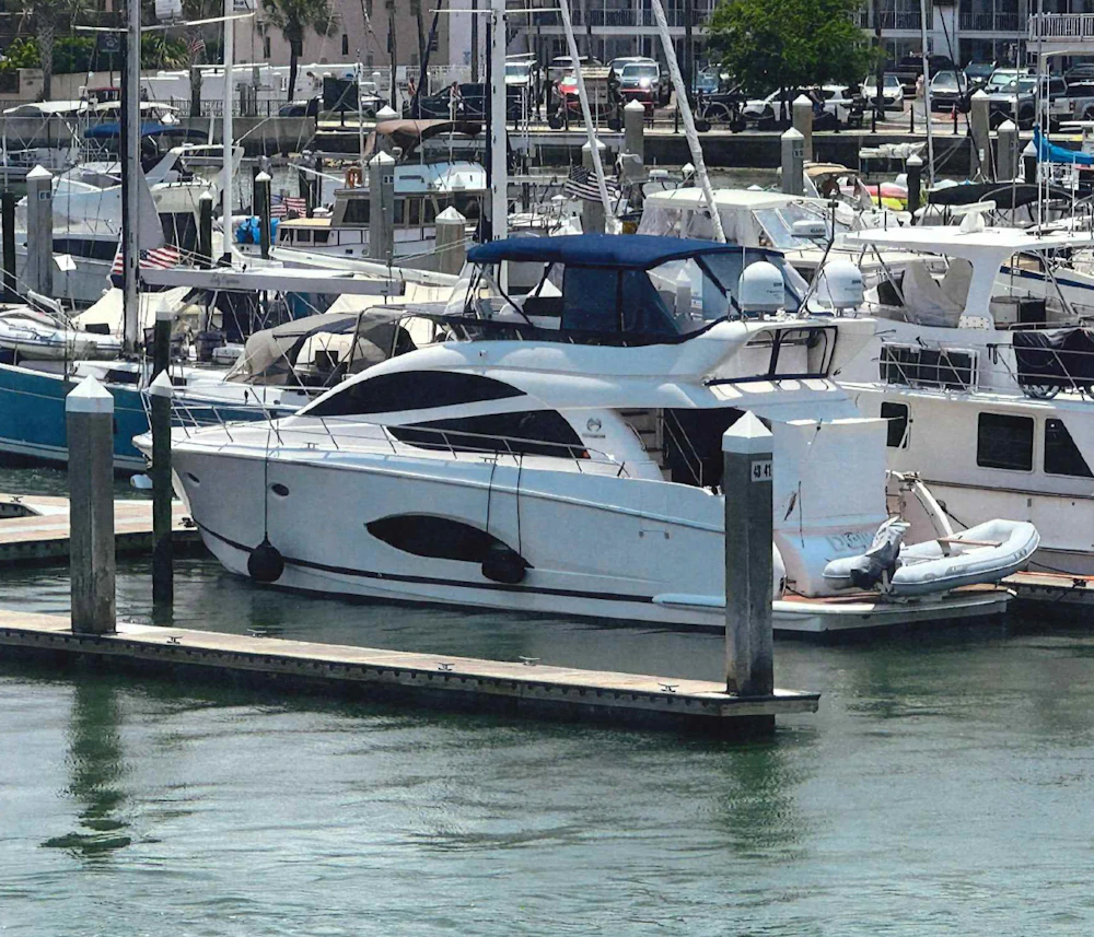 Horizon E56 Yacht For Sale