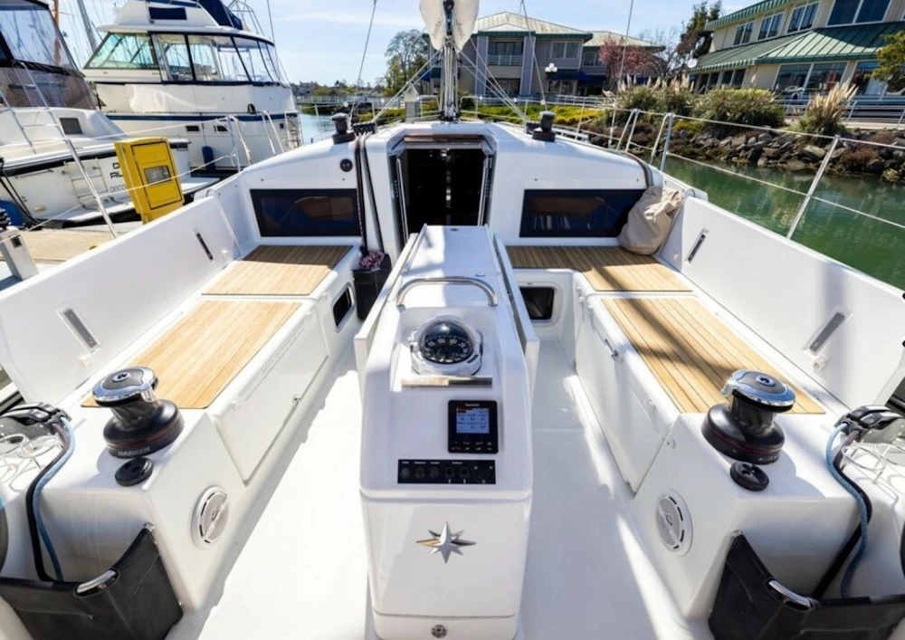Jeanneau Sun Odyssey 440 Yacht For Sale