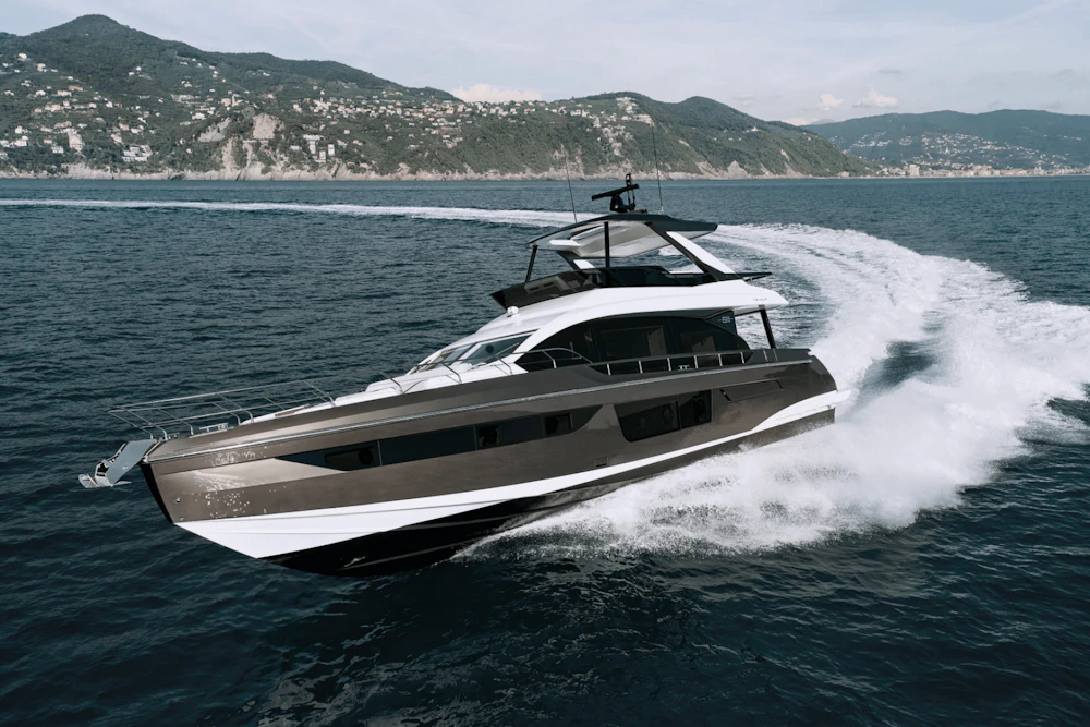 Azimut FLY 68 Yacht For Sale