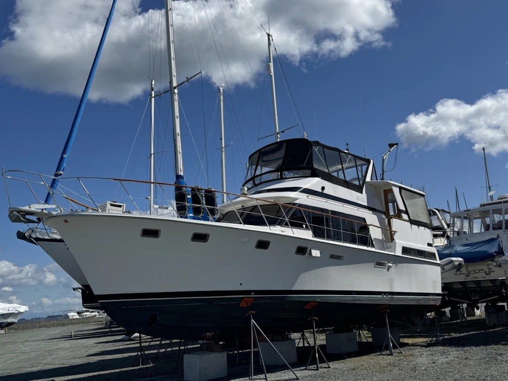 Lien Hwa 47 Yacht For Sale