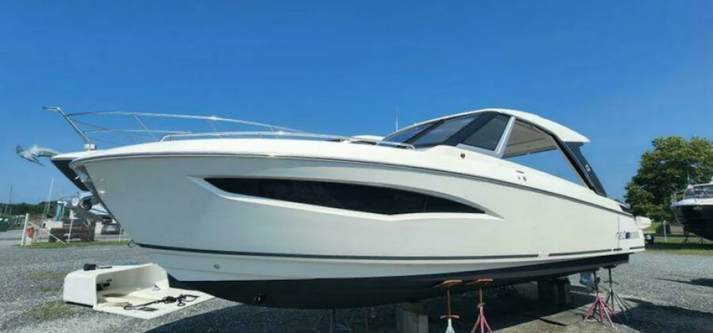 Greenline NEO Hard Top Yacht For Sale