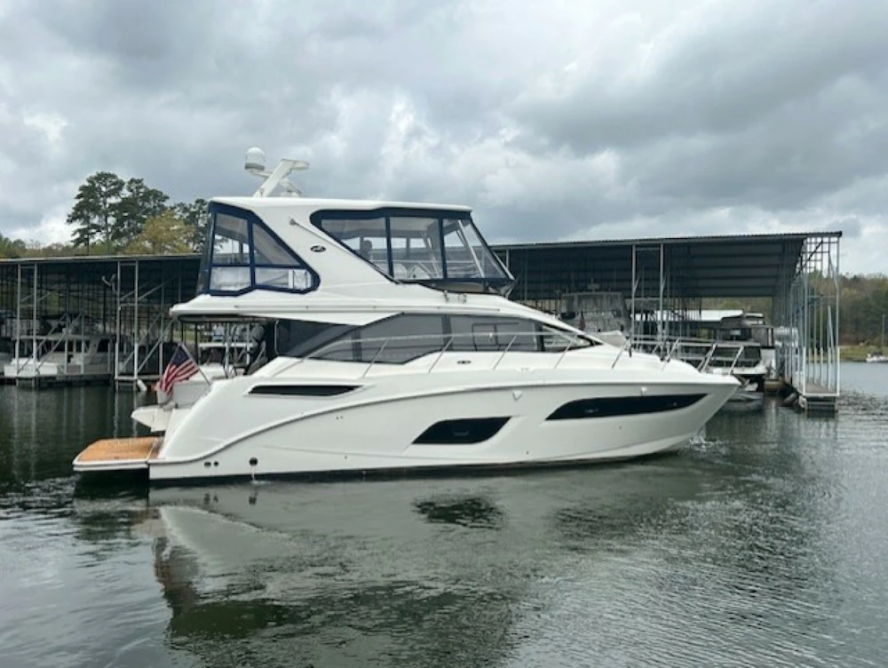 Sea Ray 460 FLY Yacht For Sale