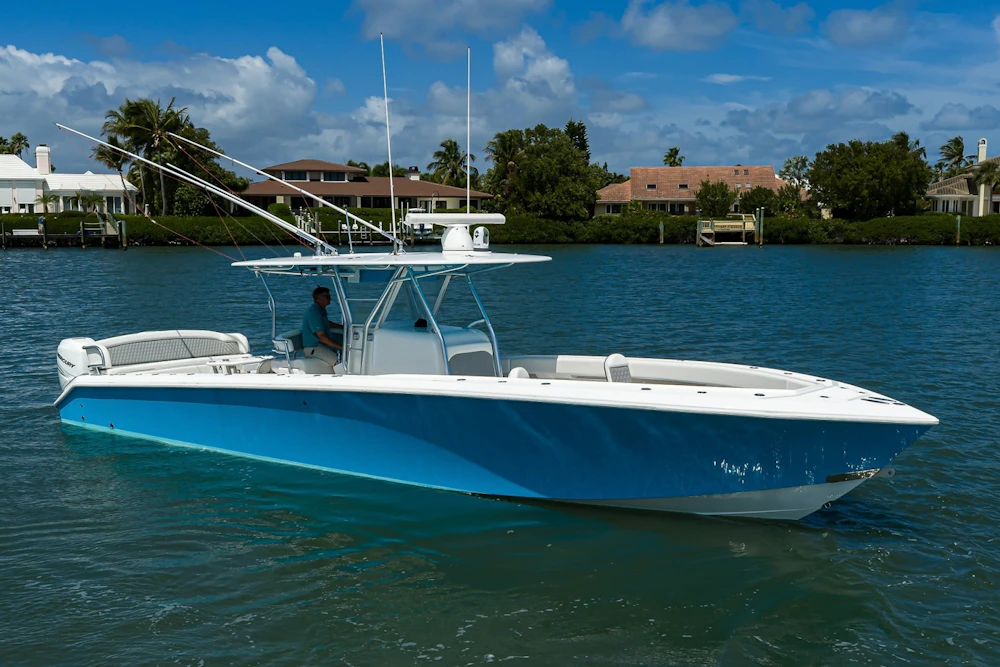 Bahama 41 Center Console Yacht For Sale