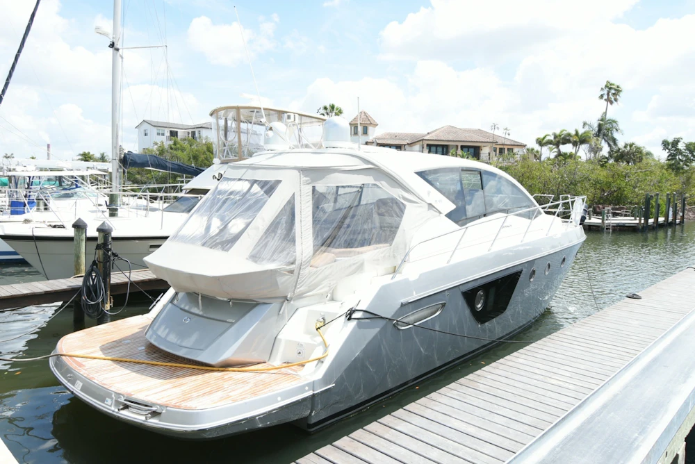 Cranchi M44 HT Hard Top Yacht For Sale