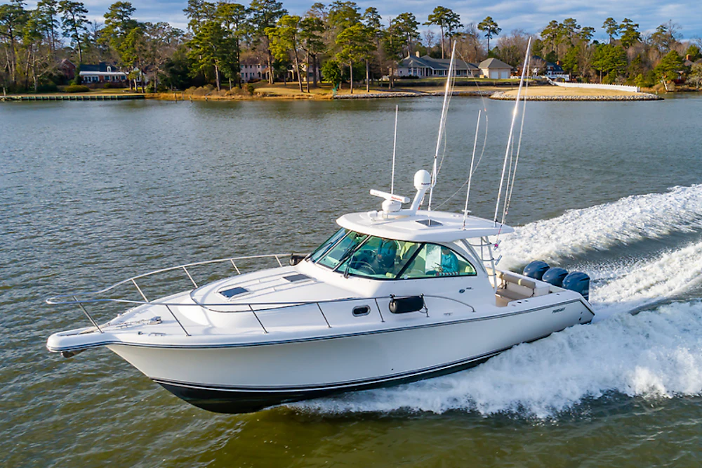 Pursuit 385 OS Yacht For Sale