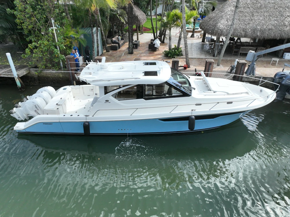 Pursuit  Yacht For Sale