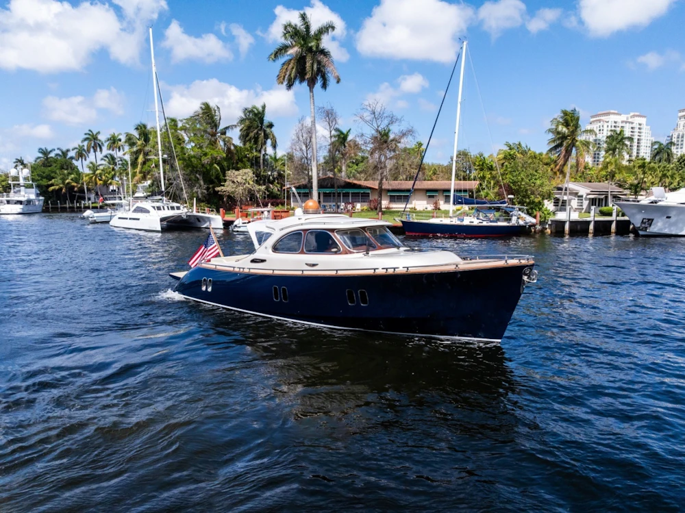 Zeelander  Yacht For Sale