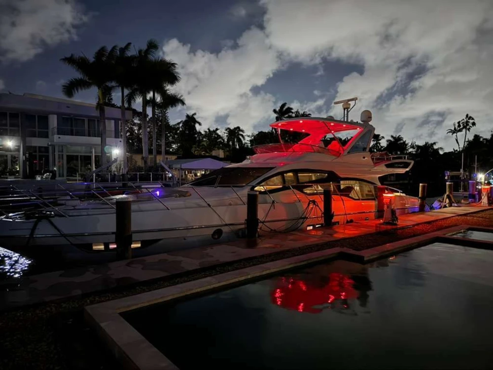 Azimut 64 Yacht For Sale