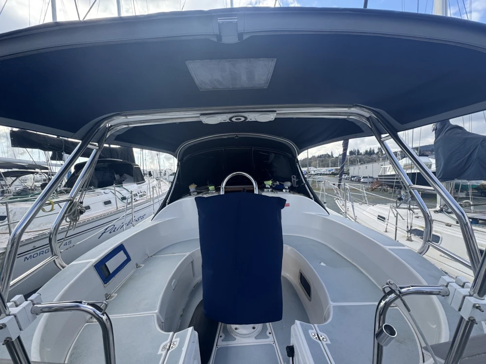 Hunter  Yacht For Sale