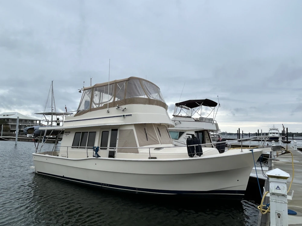 Mainship 400 Yacht For Sale