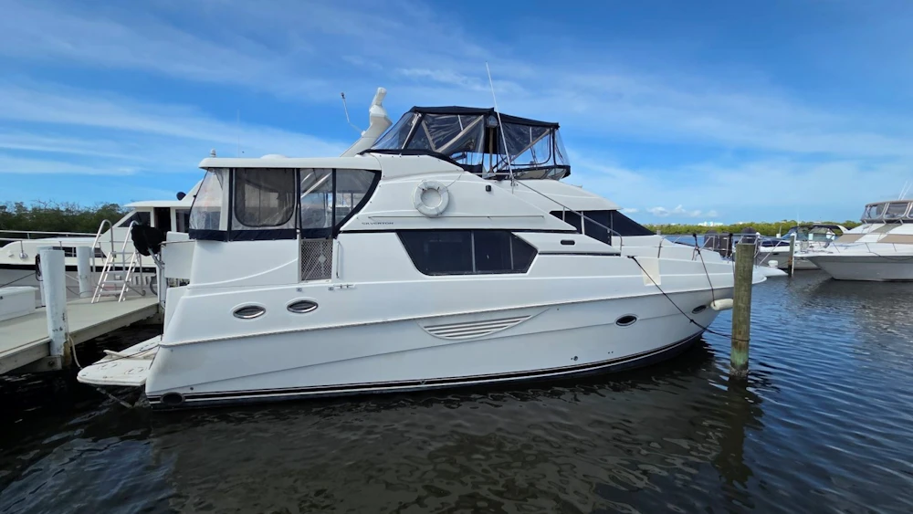 Silverton 453 Motor Yacht Yacht For Sale