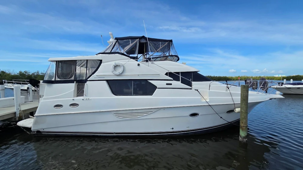 Silverton 453 Motor Yacht Yacht For Sale