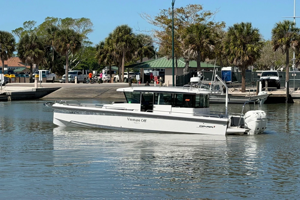 Axopar 37 Cabin Yacht For Sale