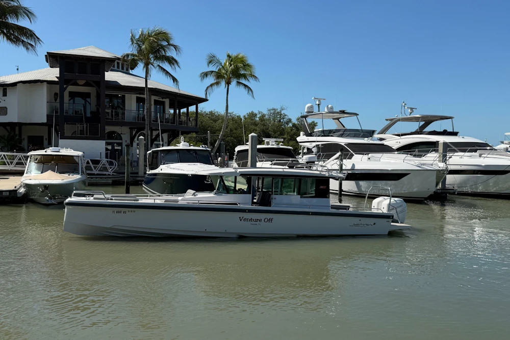 Axopar 37 Cabin Yacht For Sale