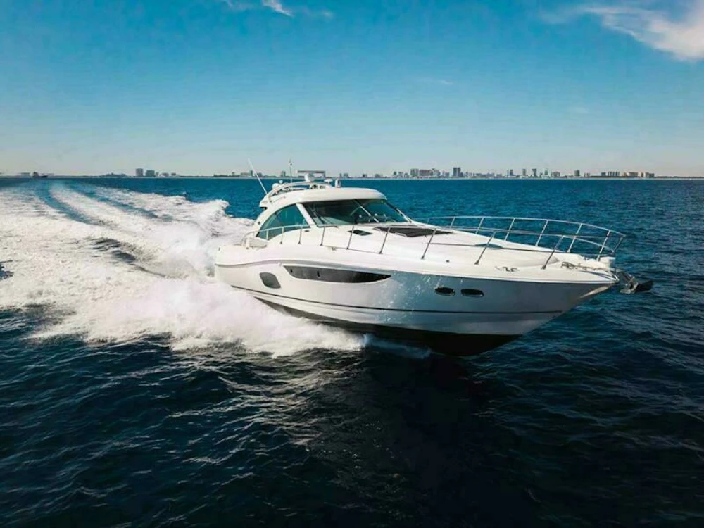 Sea Ray 610 Sundancer Yacht For Sale