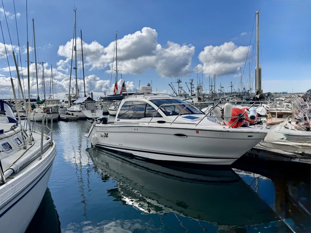 Cutwater C-24 Yacht For Sale
