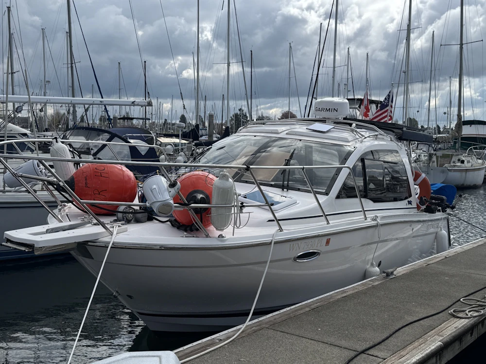 Cutwater C-24 Yacht For Sale