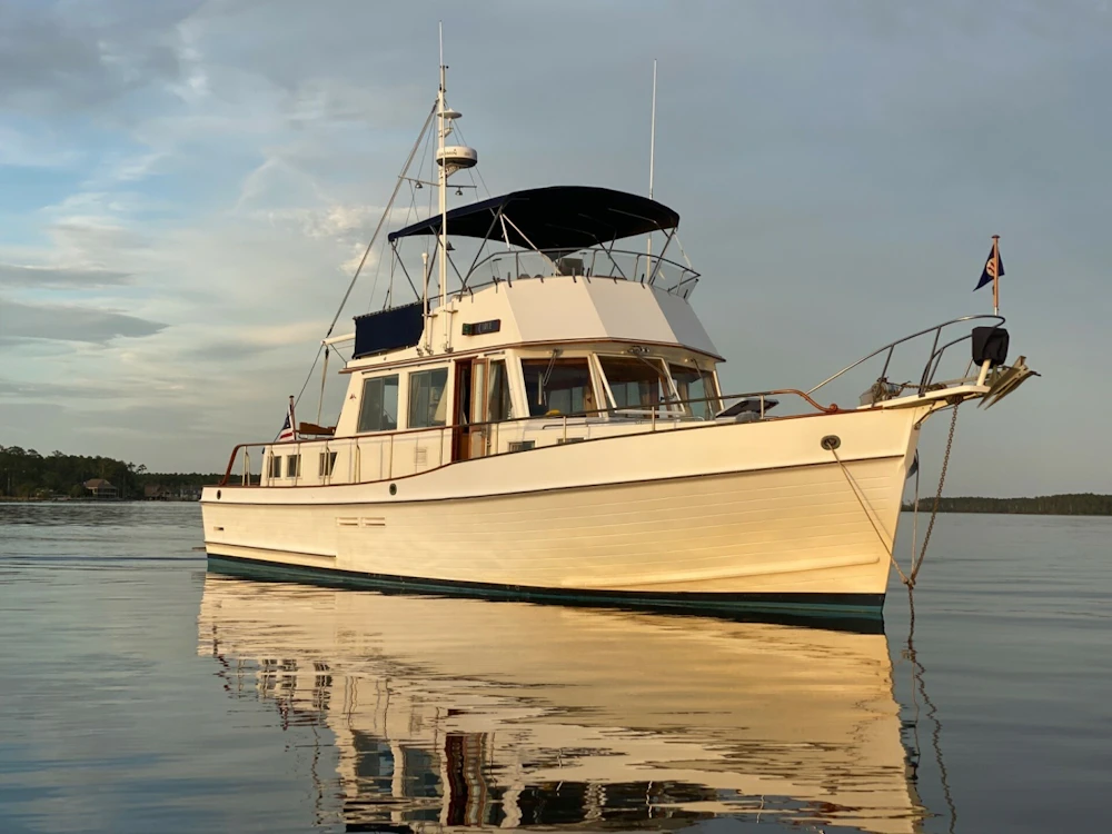 Grand Banks Classic 46 Yacht For Sale