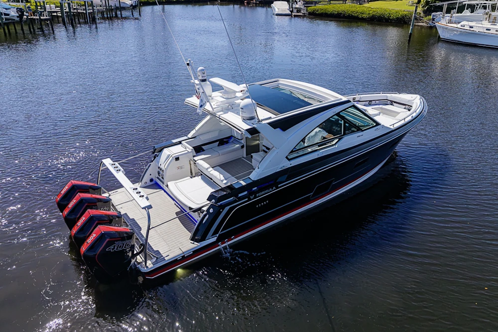 Formula 400 Super Sport Crossover Yacht For Sale