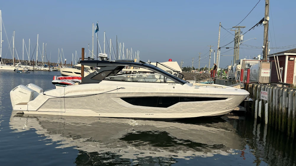 Cruisers Yachts 42 GLS OB Yacht For Sale
