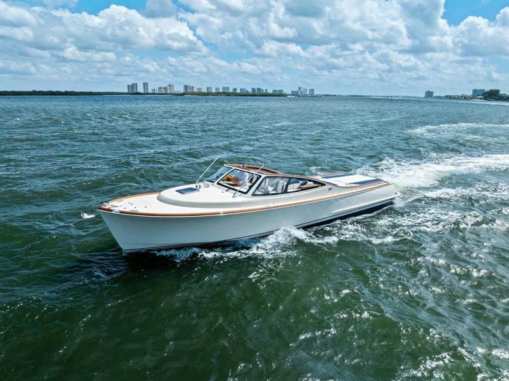 Hinckley Talaria 38R Yacht For Sale