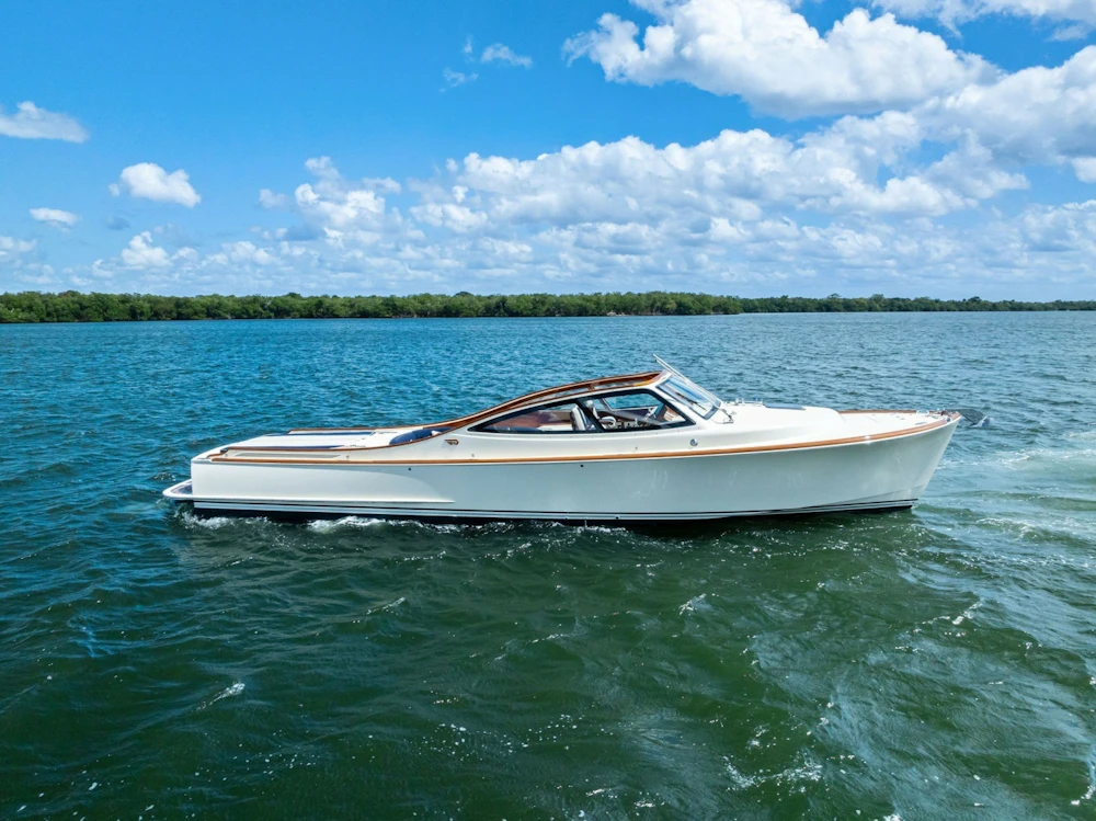 Hinckley Talaria 38R Yacht For Sale