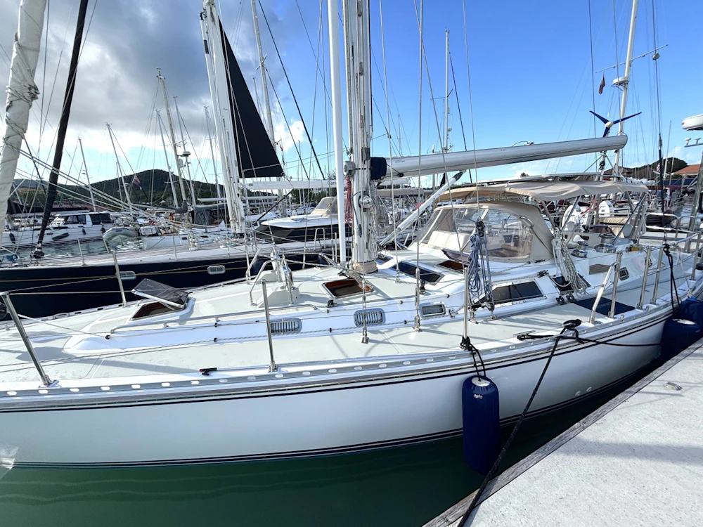 Hylas 49 Yacht For Sale
