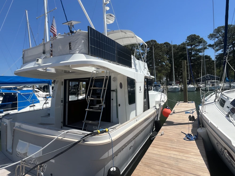Beneteau Swift Trawler 34 Yacht For Sale
