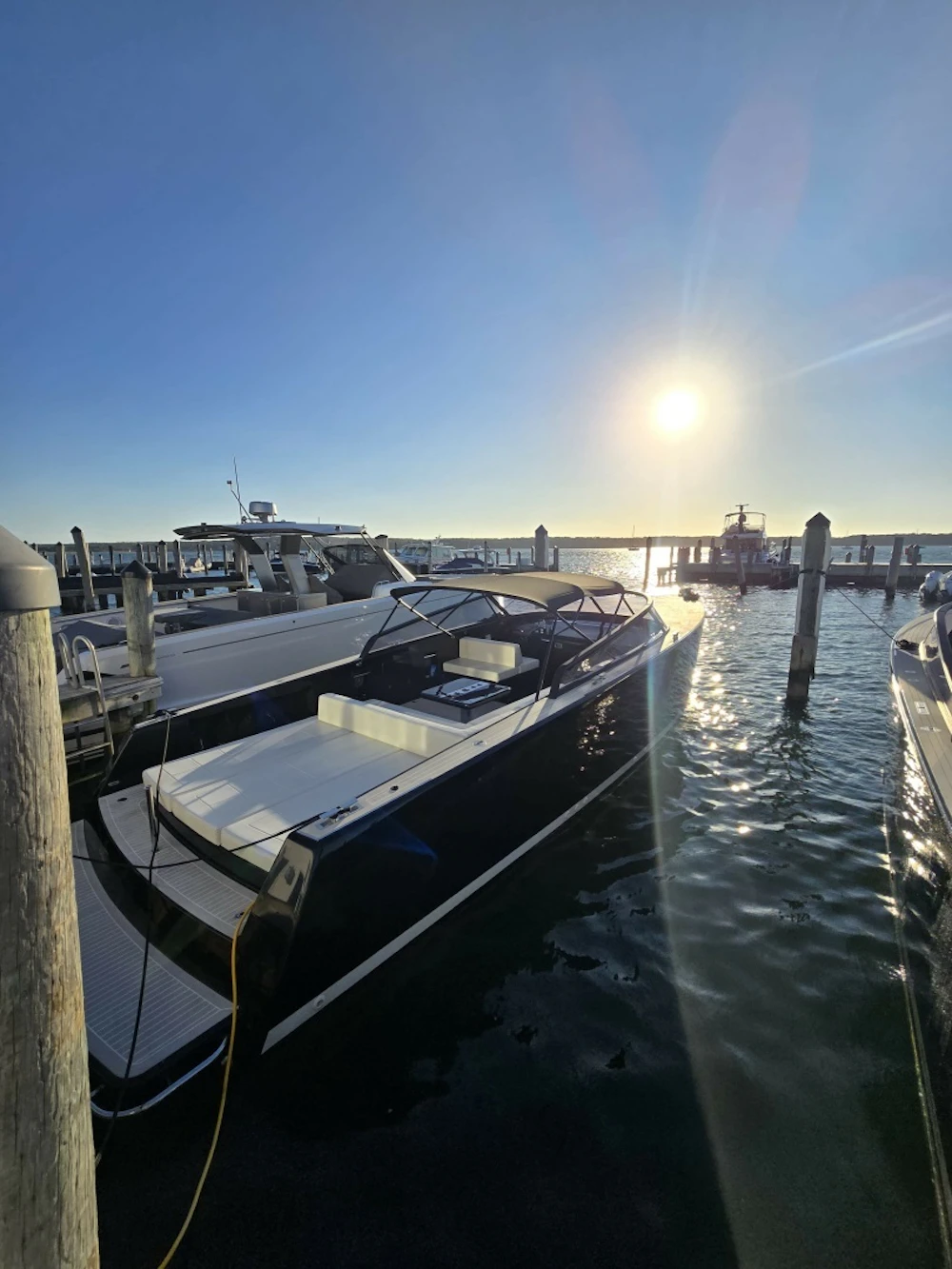 VanDutch  Yacht For Sale