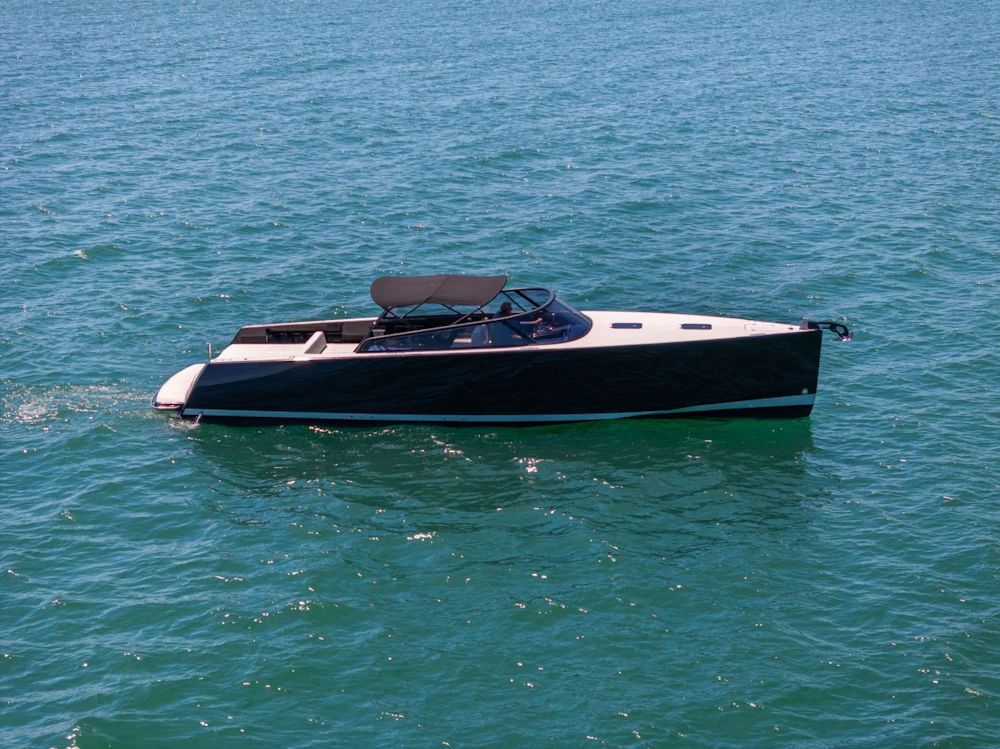 VanDutch VanDutch 40 Yacht For Sale