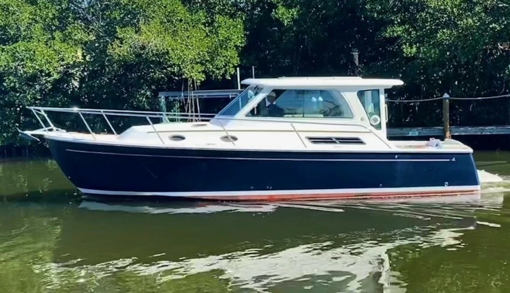 Back Cove 33 Yacht For Sale
