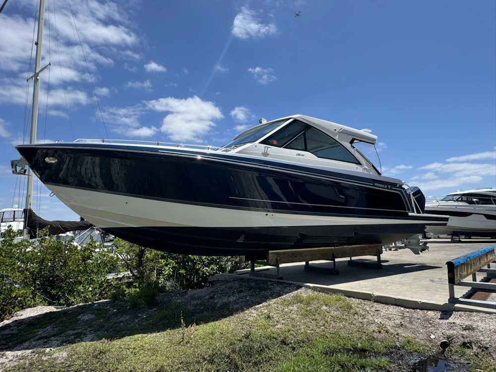 Formula  Yacht For Sale