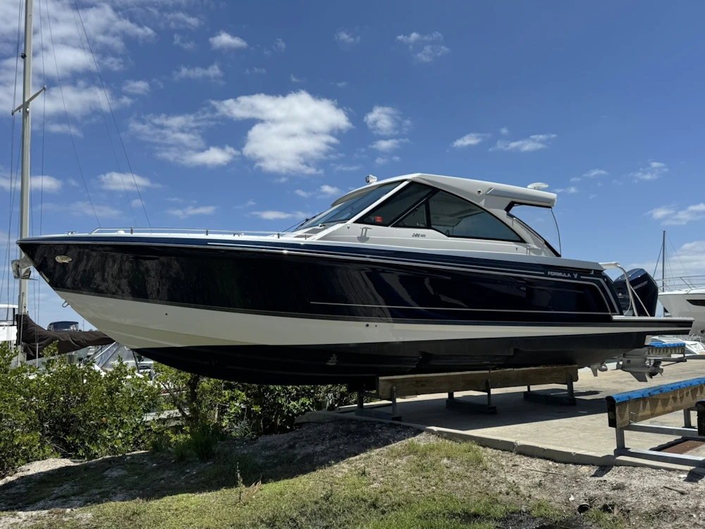 Formula  Yacht For Sale