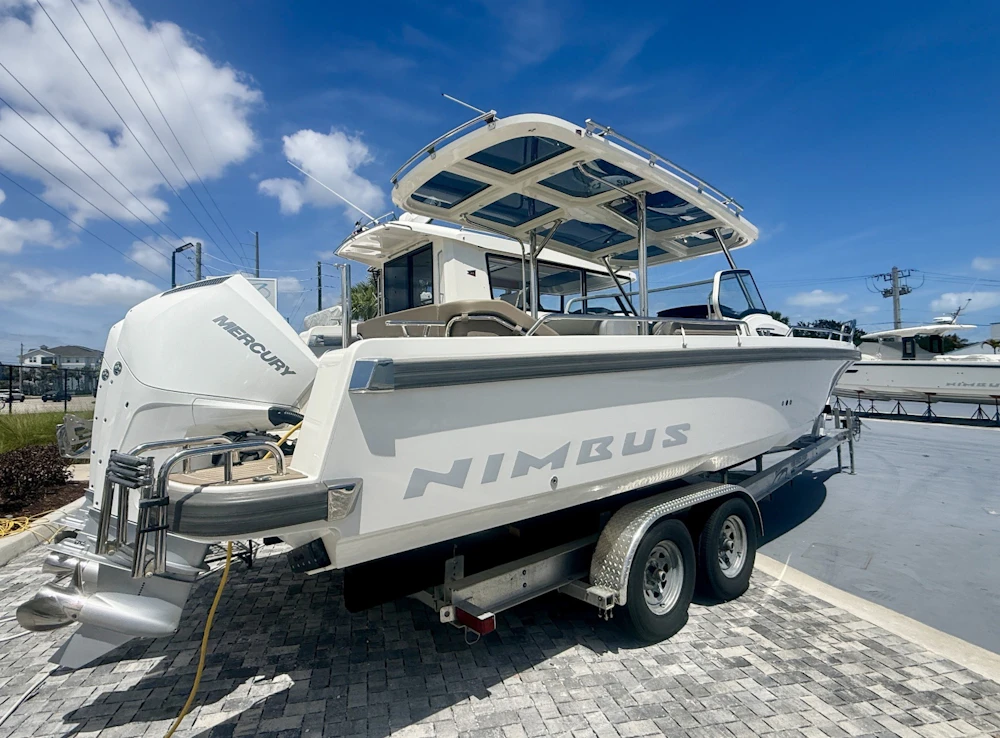 Nimbus T9 Yacht For Sale