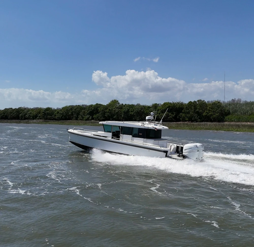 Axopar 37 XC Cross Cabin Yacht For Sale
