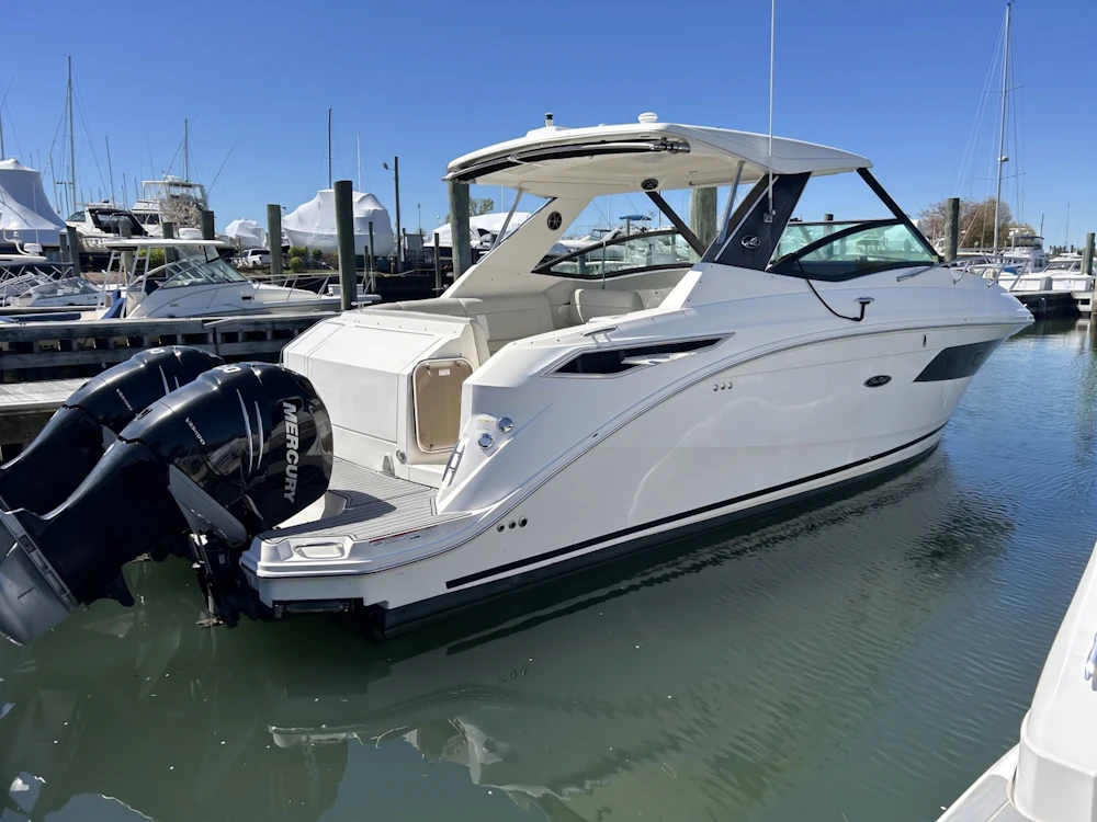 Sea Ray 320 Sundancer Yacht For Sale