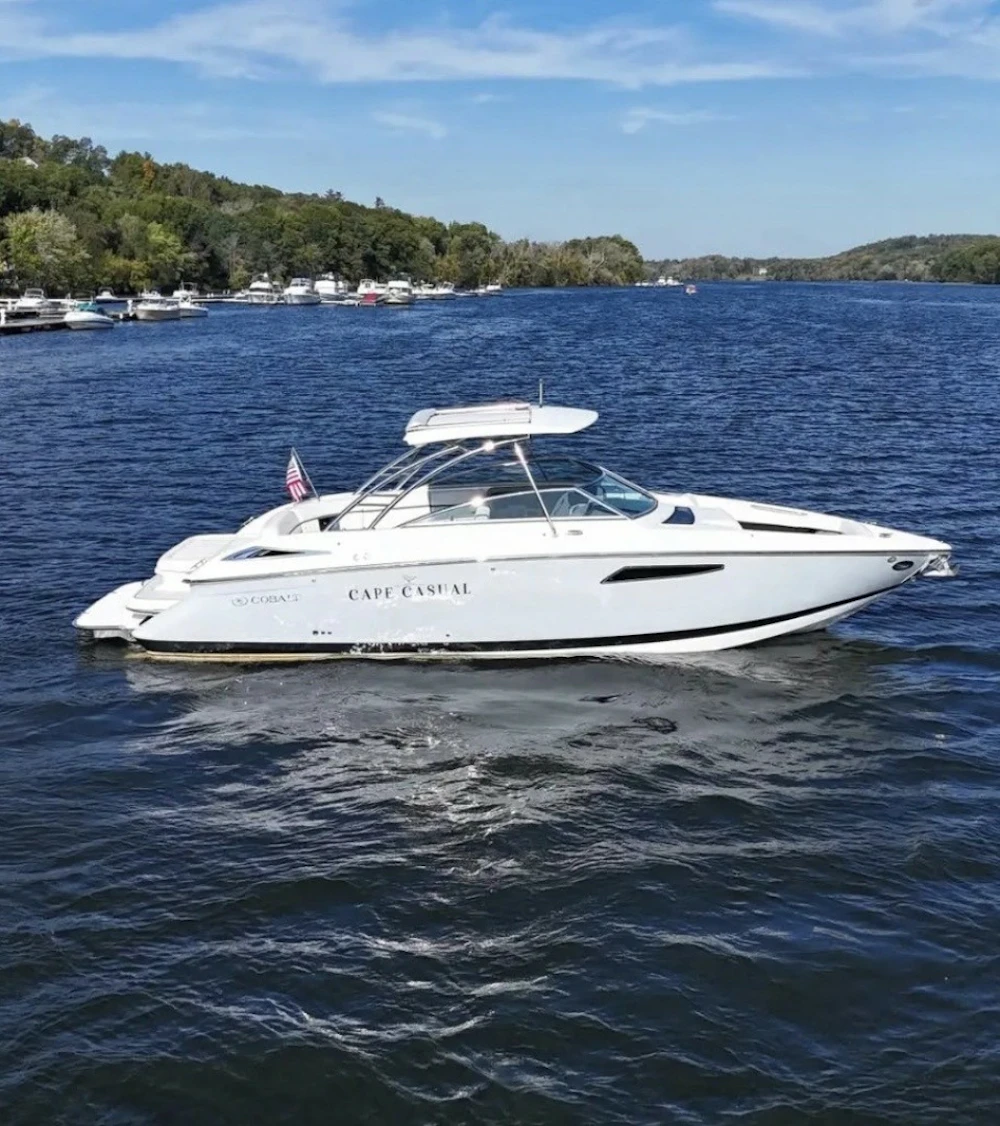 Cobalt R35 Yacht For Sale