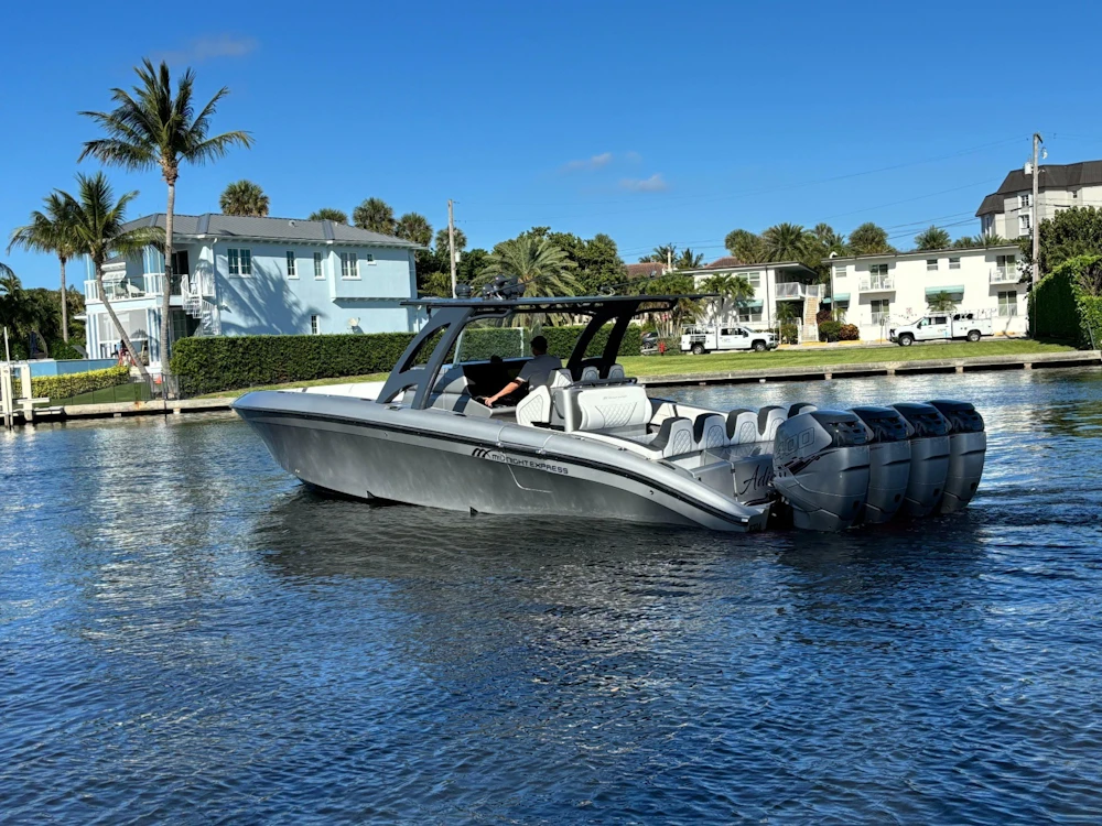Midnight Express  Yacht For Sale